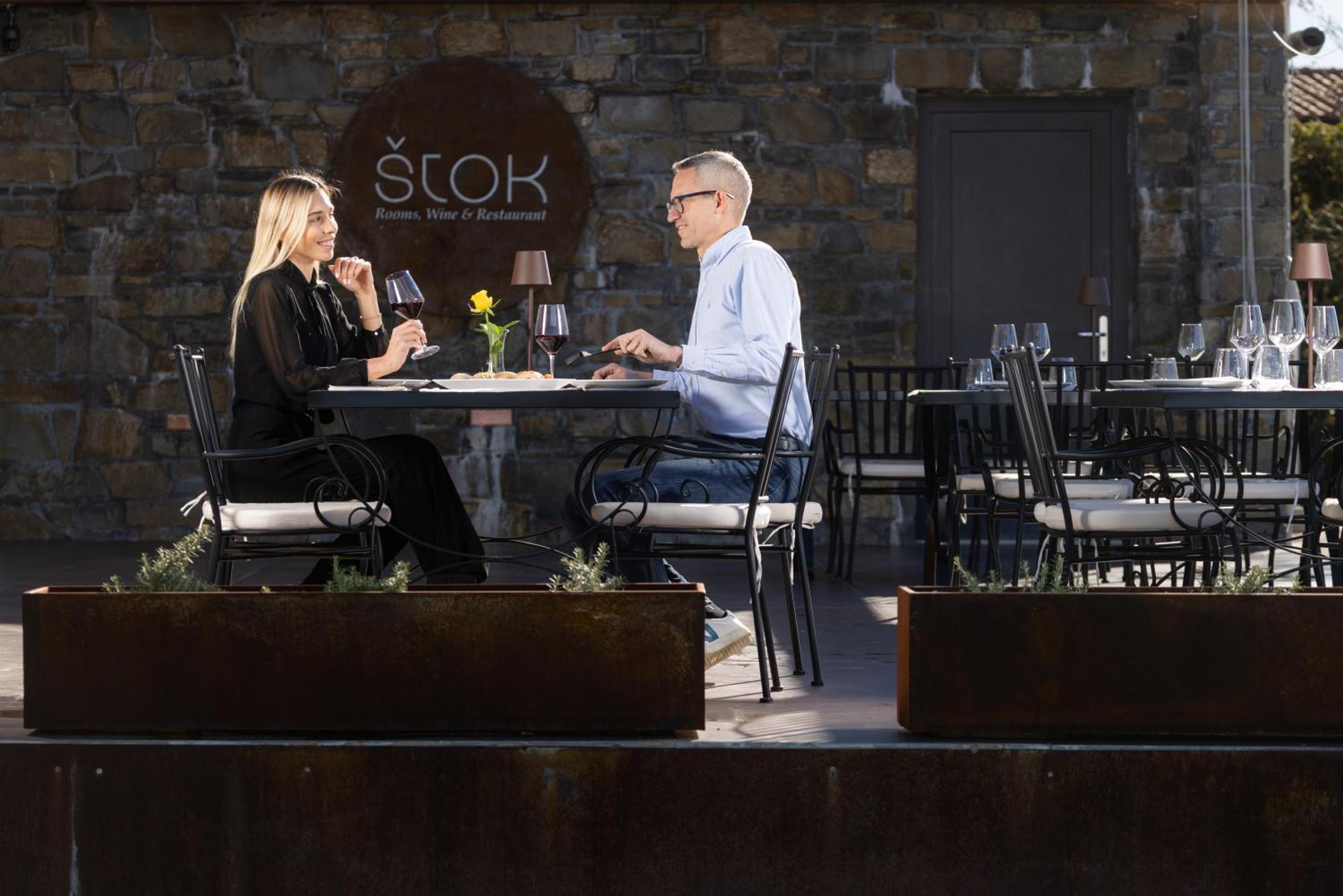 Stok - Rooms, Wine & Restaurant - Marezige, Κόπερ Εξωτερικό φωτογραφία