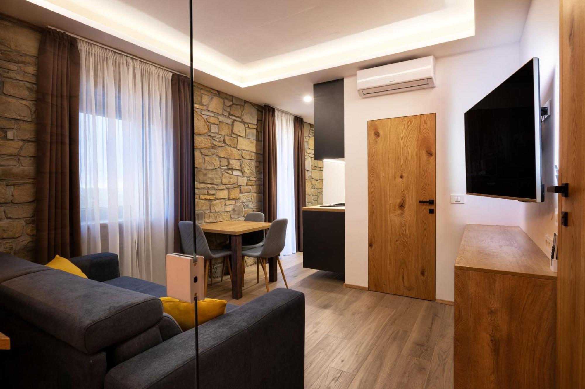 Stok - Rooms, Wine & Restaurant - Marezige, Κόπερ Εξωτερικό φωτογραφία