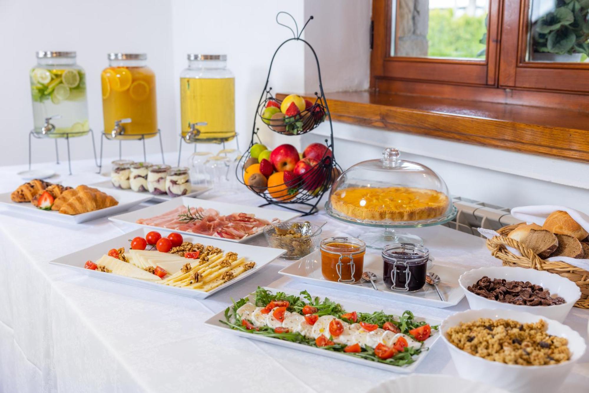 Stok - Rooms, Wine & Restaurant - Marezige, Κόπερ Εξωτερικό φωτογραφία