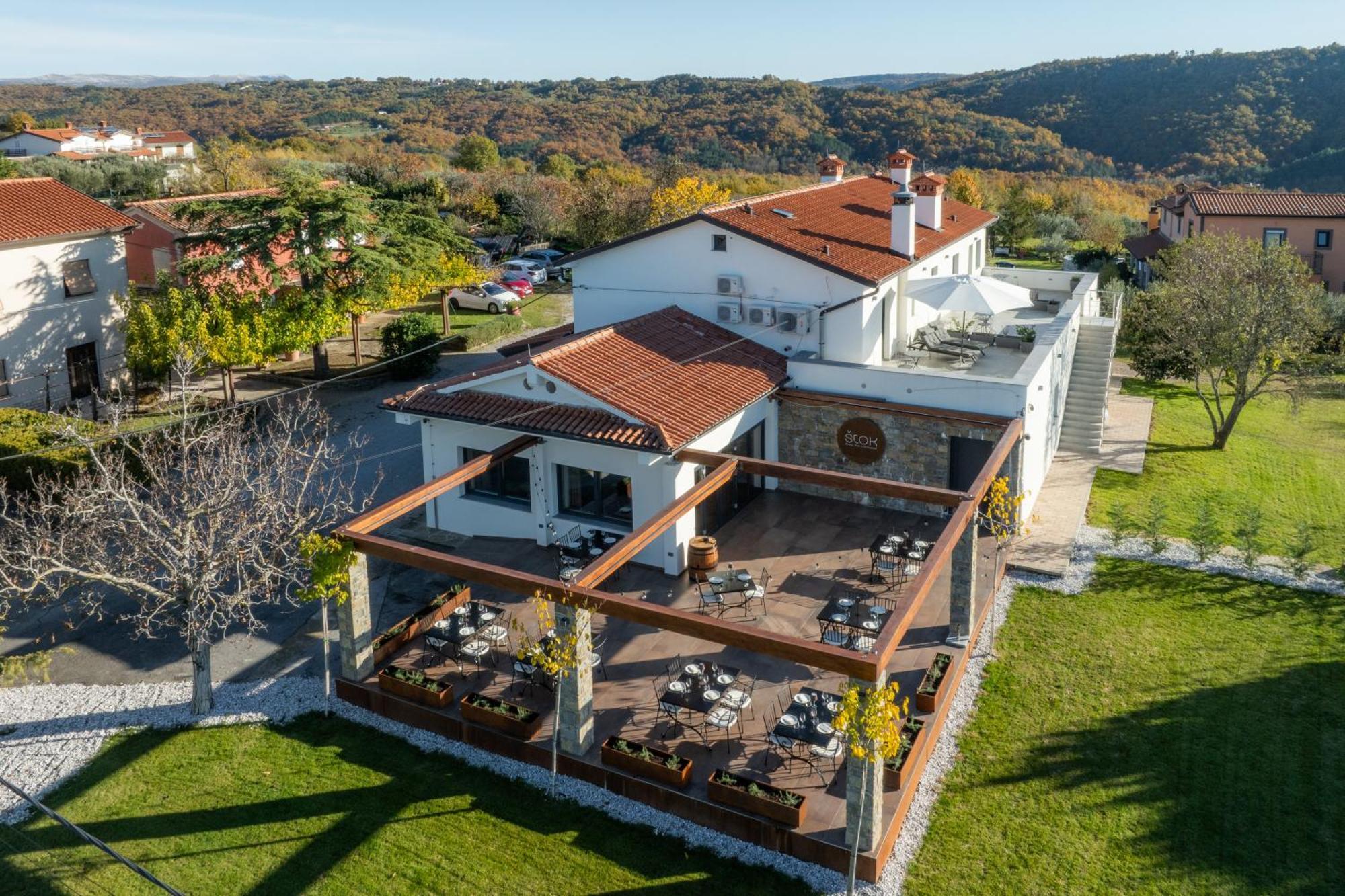 Stok - Rooms, Wine & Restaurant - Marezige, Κόπερ Εξωτερικό φωτογραφία