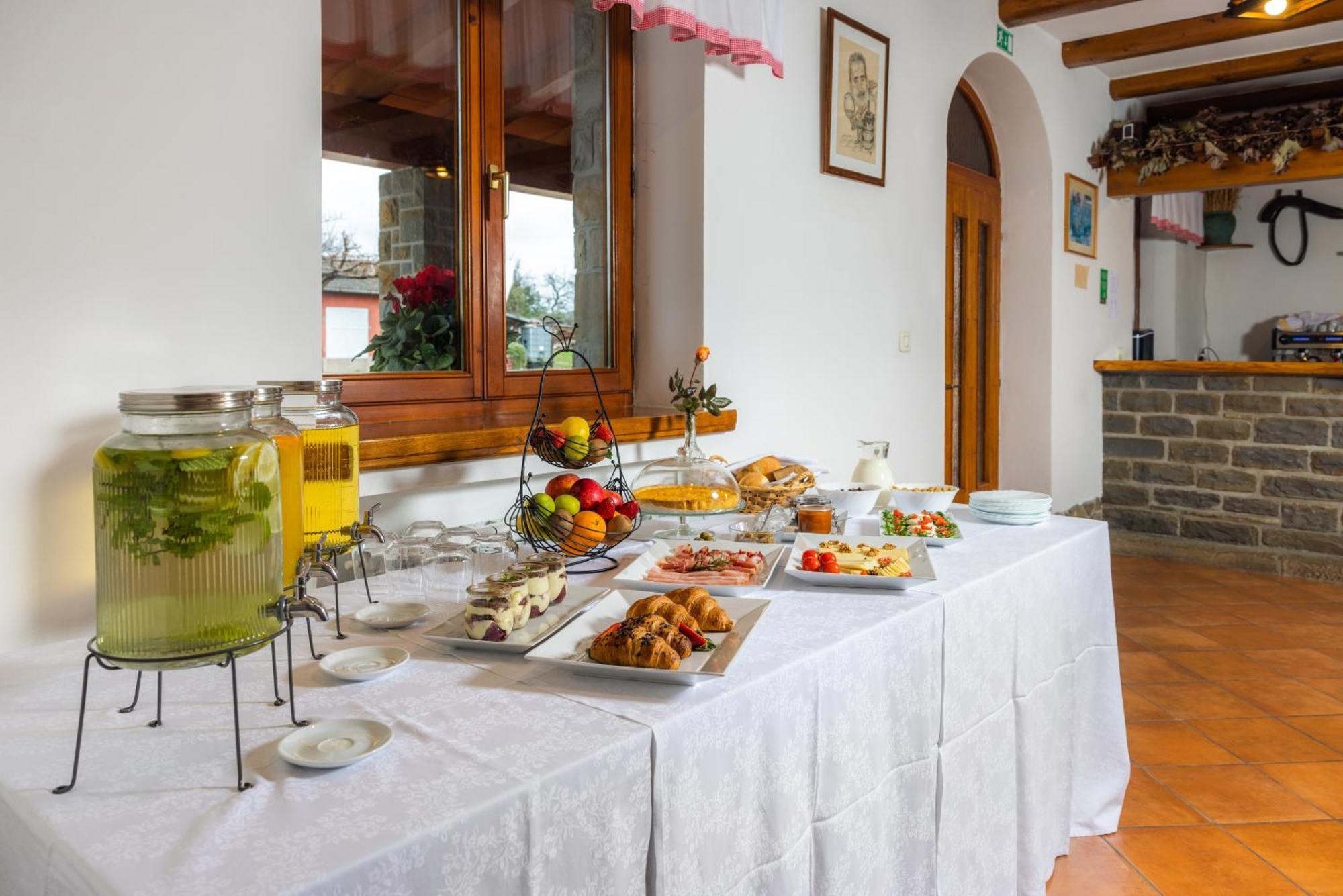 Stok - Rooms, Wine & Restaurant - Marezige, Κόπερ Εξωτερικό φωτογραφία